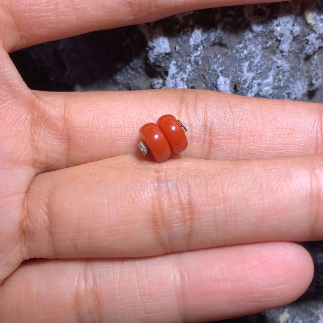 未镶嵌隔珠7×3南红玛瑙