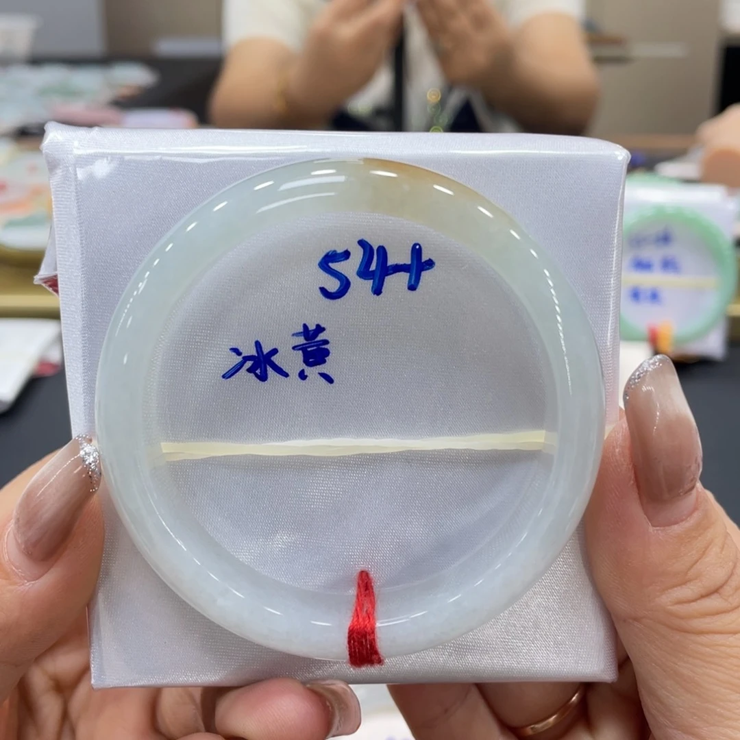 未镶嵌手镯翡翠翡翠