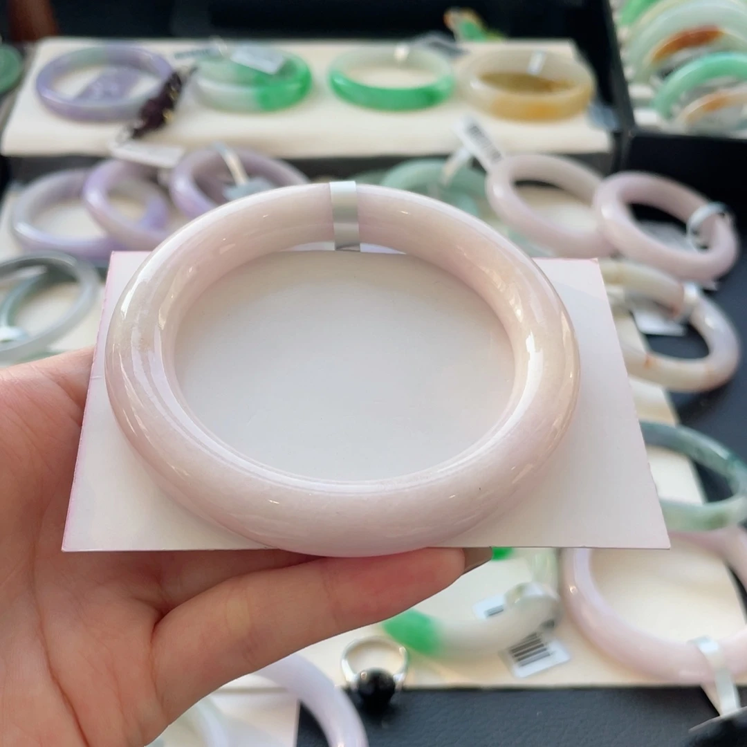 翡翠未镶嵌手镯10号62圆条有纹裂