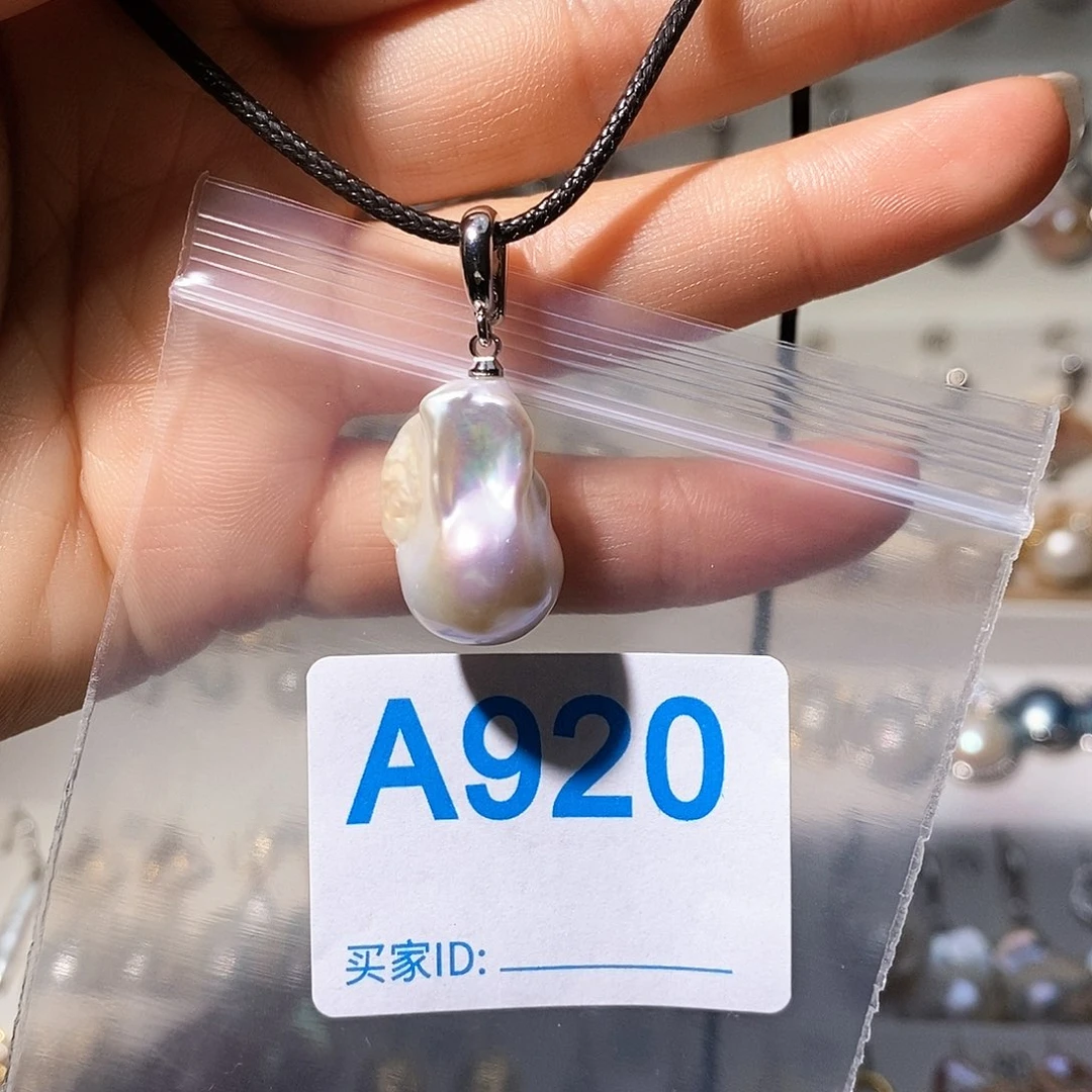 未镶嵌淡水珍珠颈饰