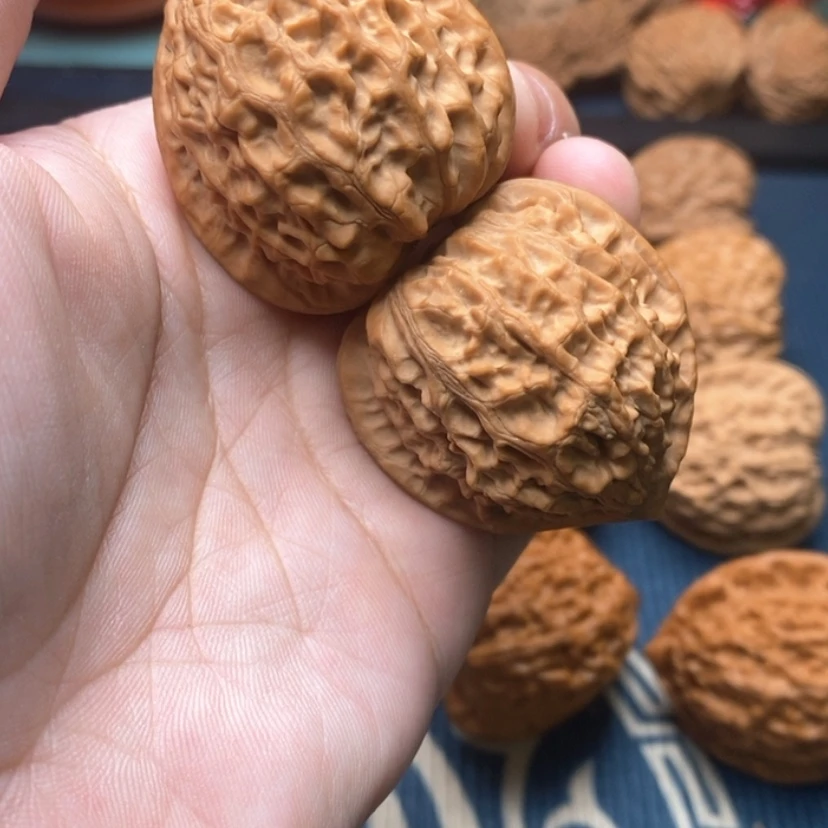 【闪购商品】文玩核桃吊坠丁*禾38尺金牛