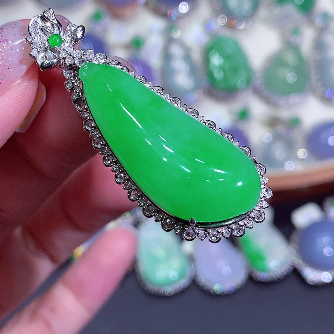 翡翠18K金镶嵌吊坠(不含链)