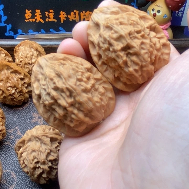 吊坠文玩核桃柳叶鸡心36