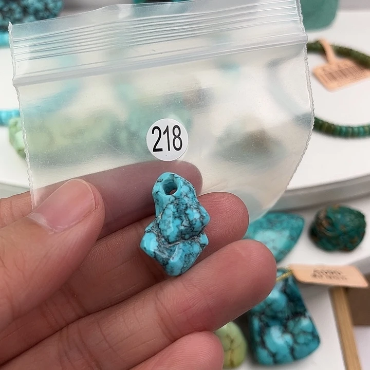 绿松石未镶嵌珠宝半成品