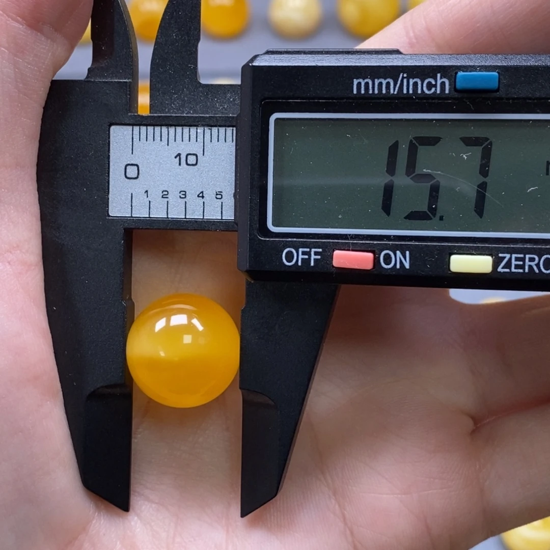 阿***5琥珀未镶嵌裸石纯天然