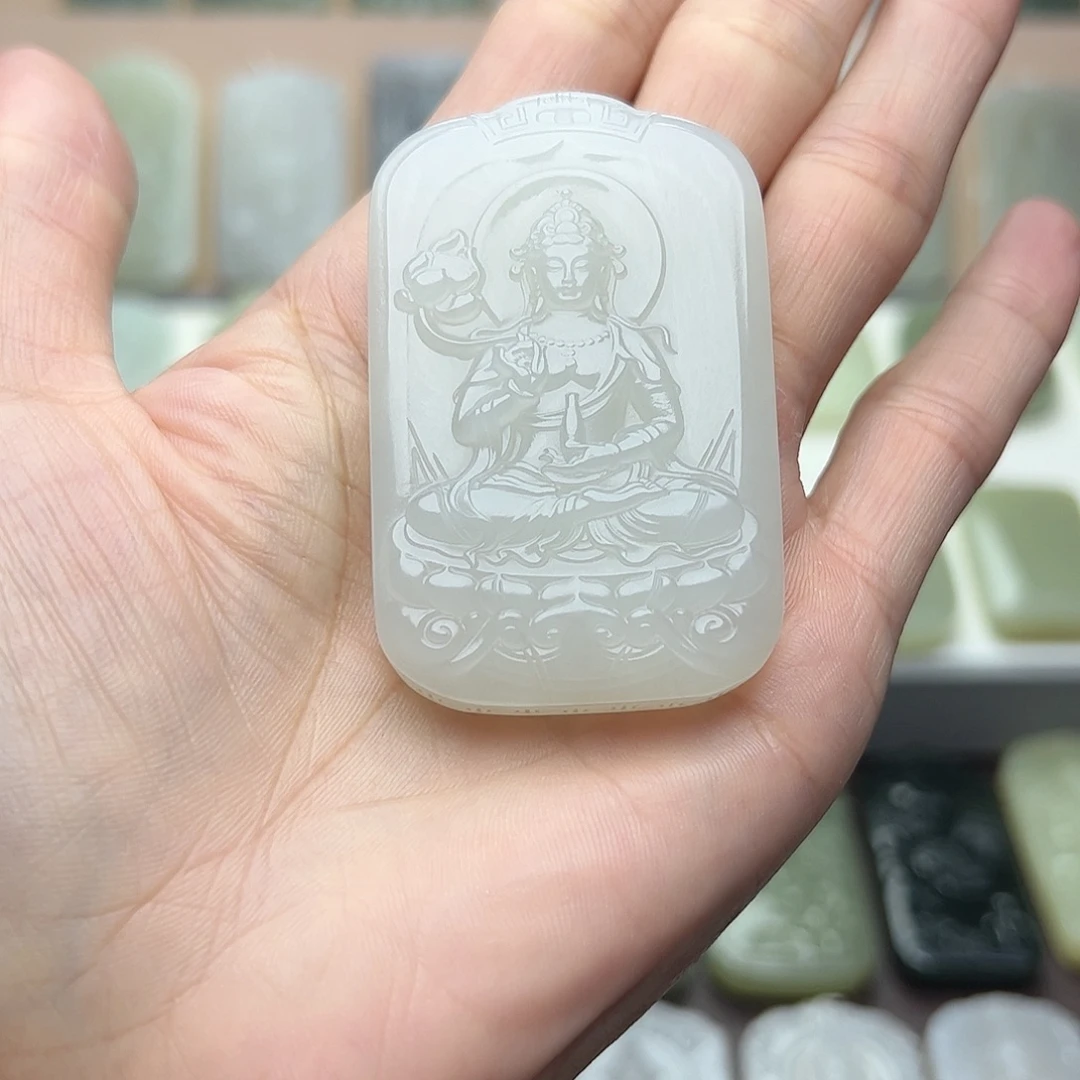 付***刚颈饰未镶嵌和田玉