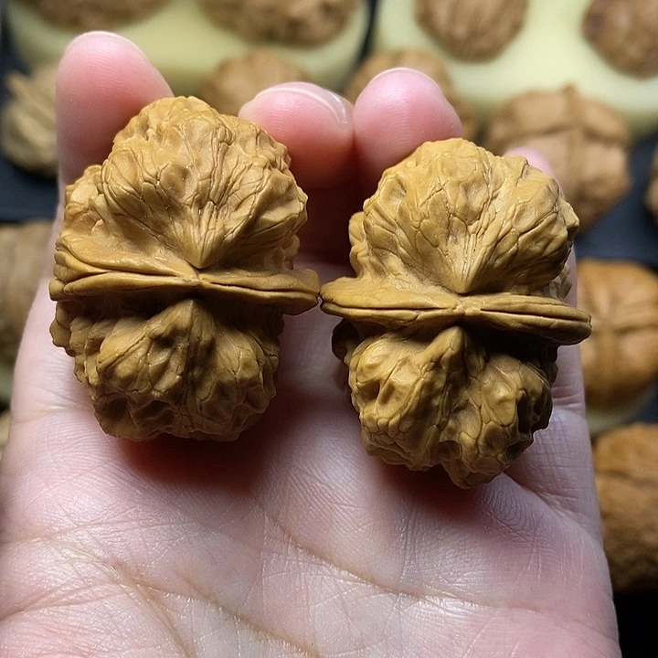 吊坠桃核妖孽40尺