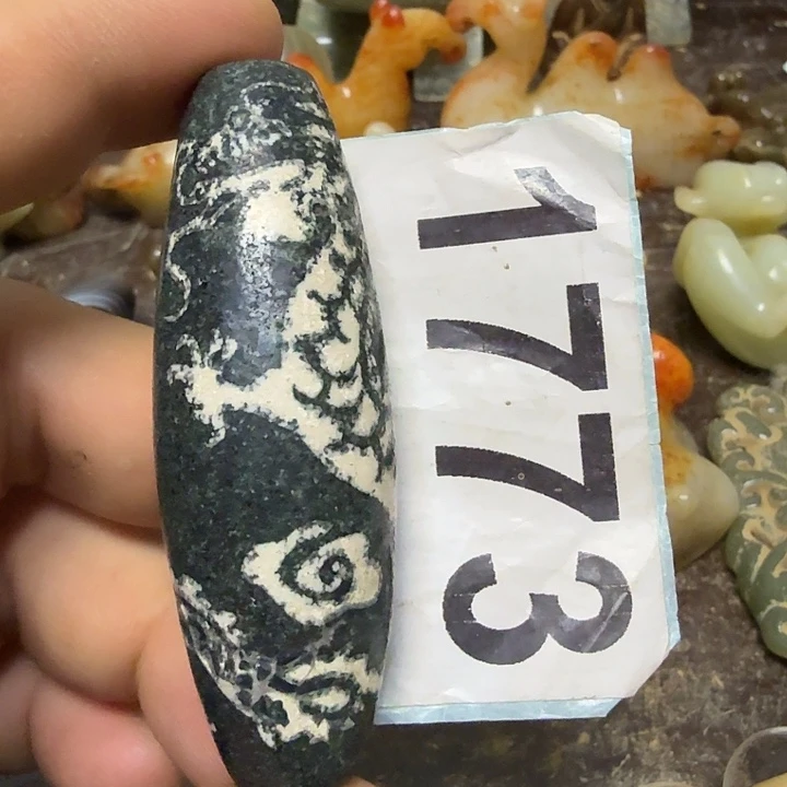 未镶嵌颈饰玛瑙/玉髓
