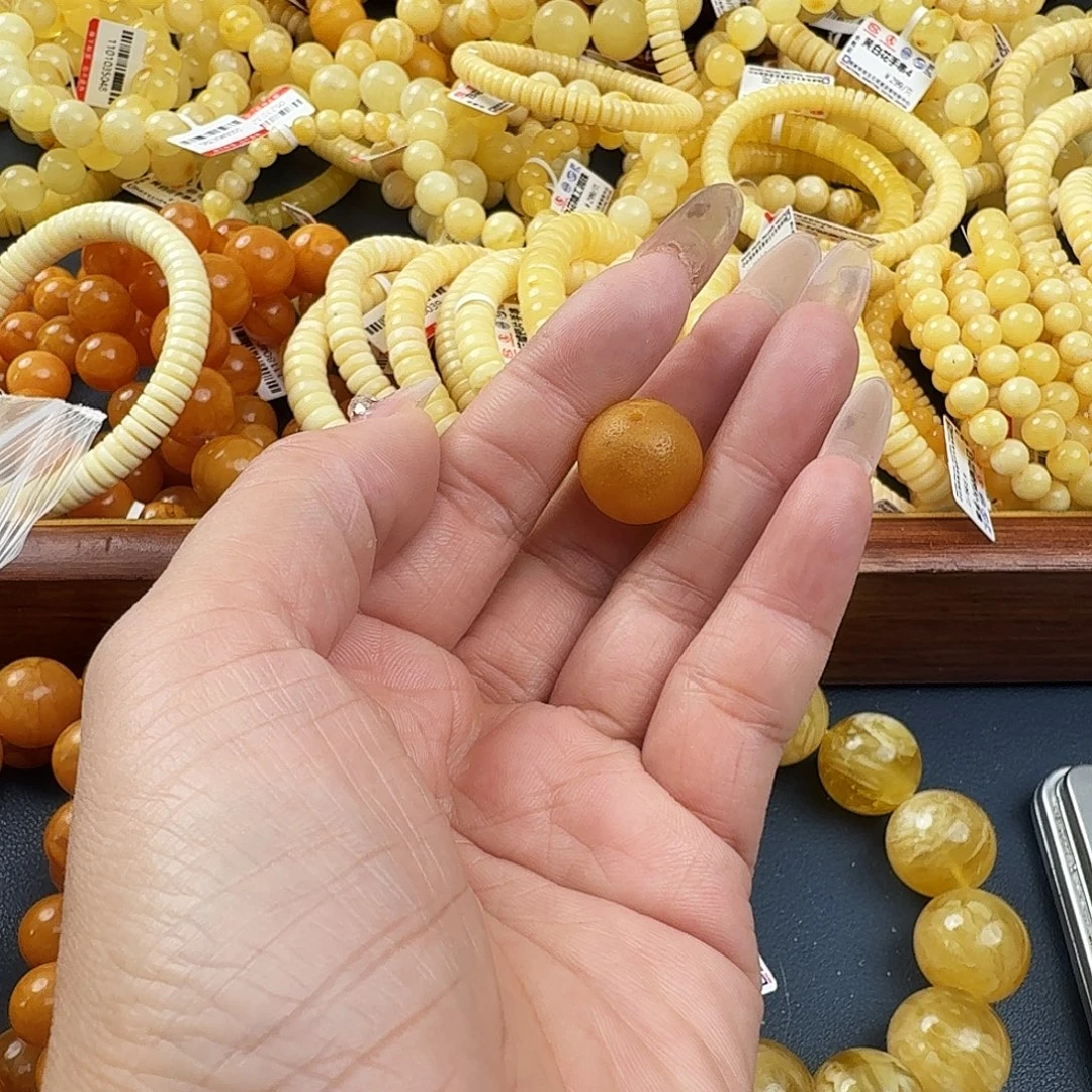 琥珀未镶嵌珠宝奇石