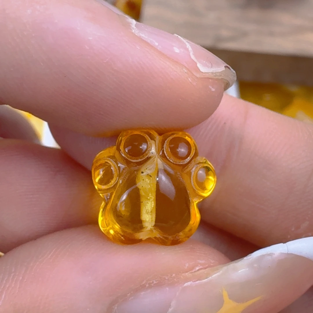 未镶嵌琥珀珠宝奇石微微粉 13.2×12.8×8.8mm