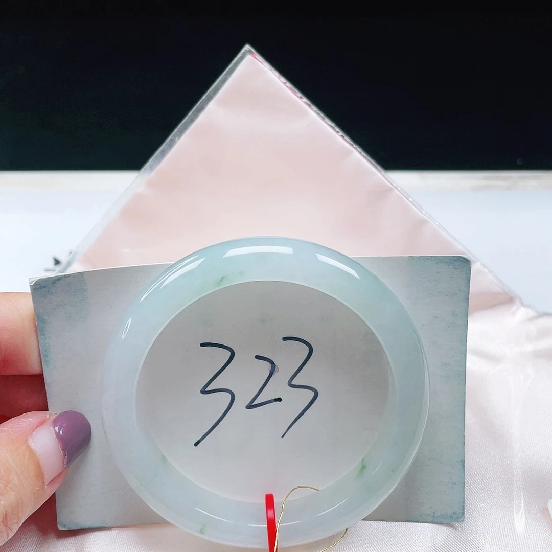 翡翠未镶嵌手镯缅甸翡翠52+