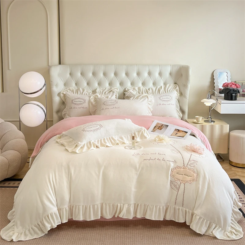 【陌上花开-奶昔白】A类加绒加厚牛奶绒贴布绣四件套韩版被套床裙款