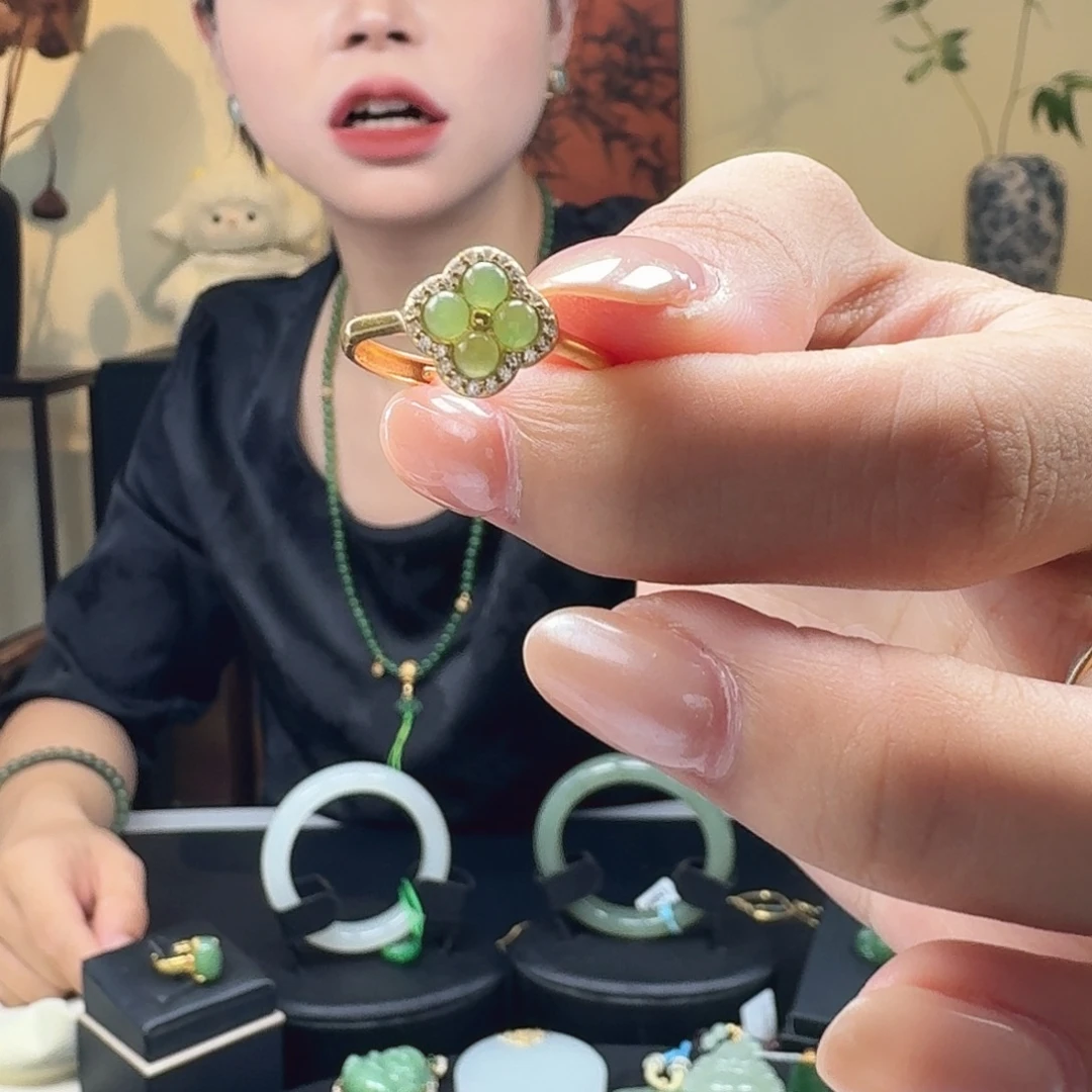 颈饰银S925镶嵌和田玉