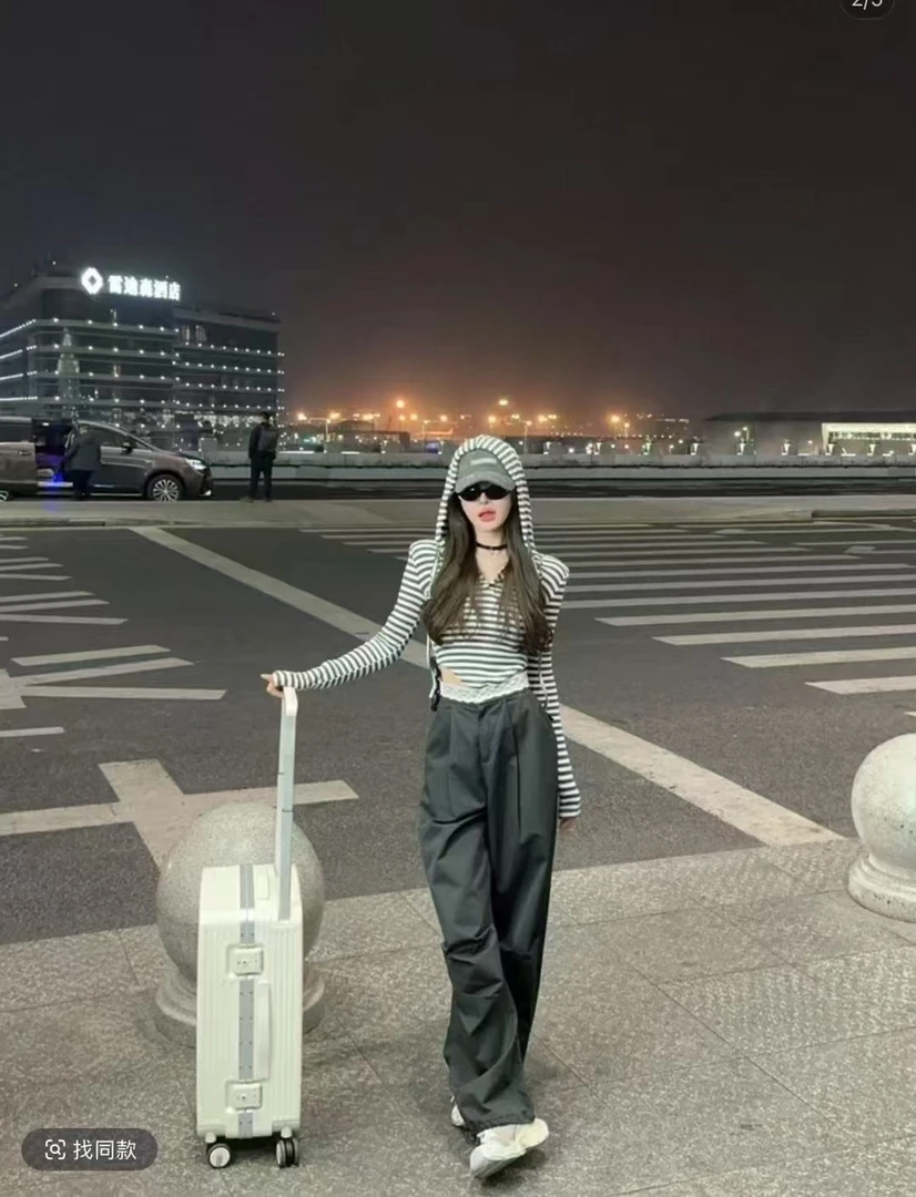 2025纯欲女装显瘦设计感百搭(扣号专用)孤品，no退no换