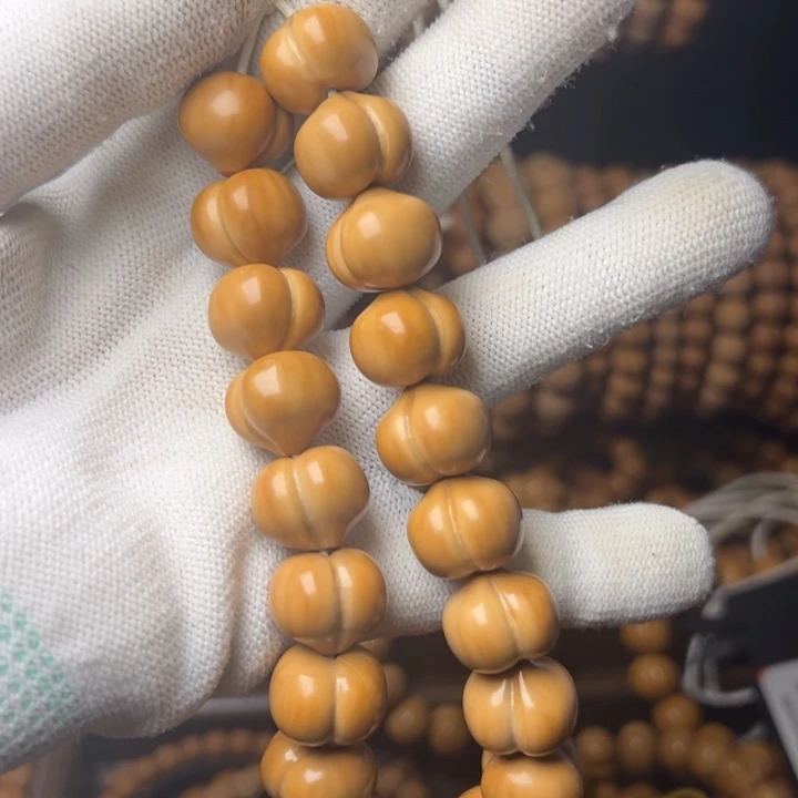 猴头核桃吊坠全品屁桃15左右