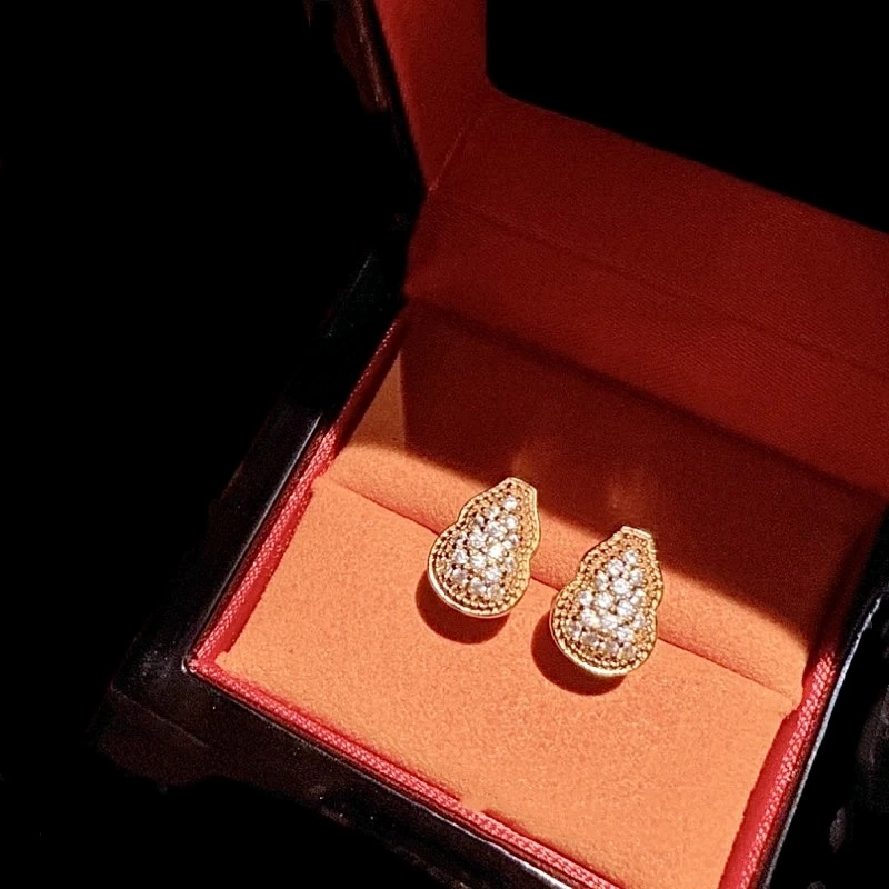 铜合金合成锆石耳饰 【DING Design】新中式錾刻小葫芦耳钉DD 10088