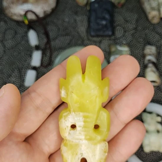 把件龙脊菩提物件优美，欢迎咨询