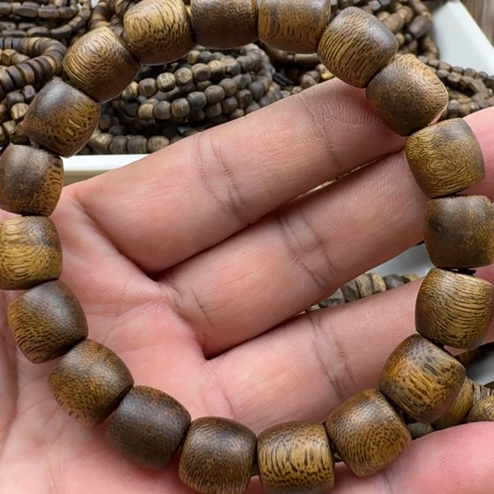 手串沉香乌身手串10克加