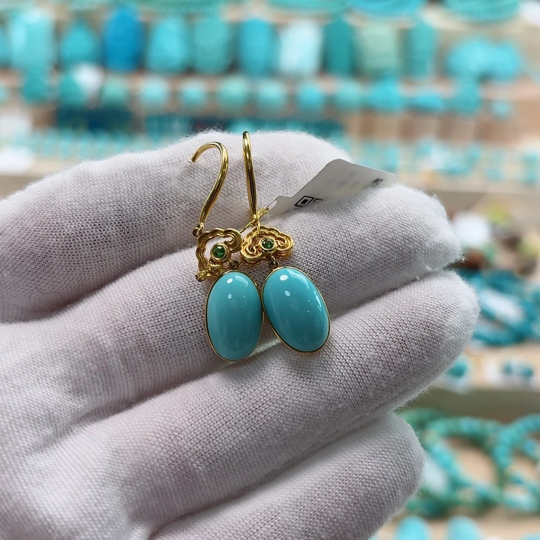 绿松石未镶嵌珠宝奇石