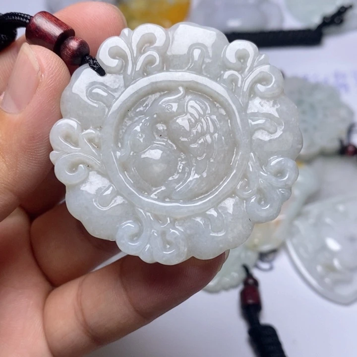 颈饰未镶嵌翡翠翡翠