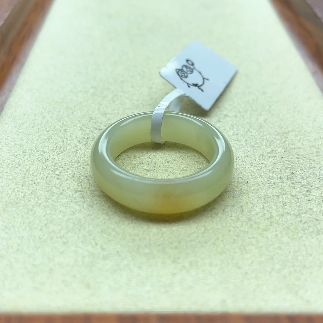 未镶嵌戒指和田玉63且末糖圆切16码