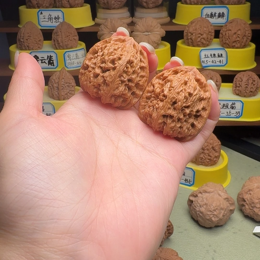 文玩核桃吊坠全品38南疆石