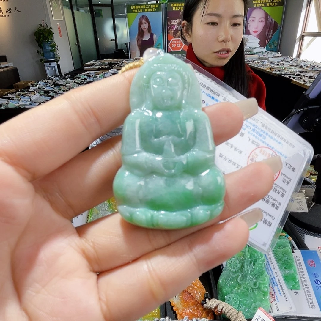 颈饰未镶嵌翡翠一