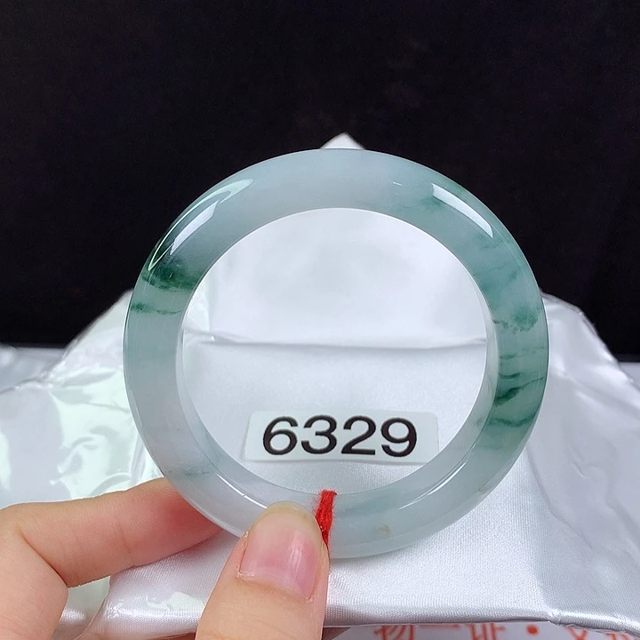 翡翠未镶嵌手镯54圈