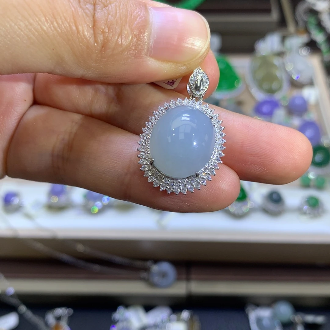 翡翠颈饰银S925镶嵌翡翠吊坠