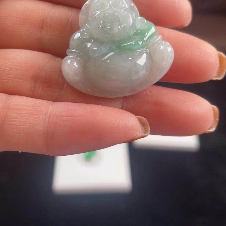 翡翠挂件未镶嵌佛公