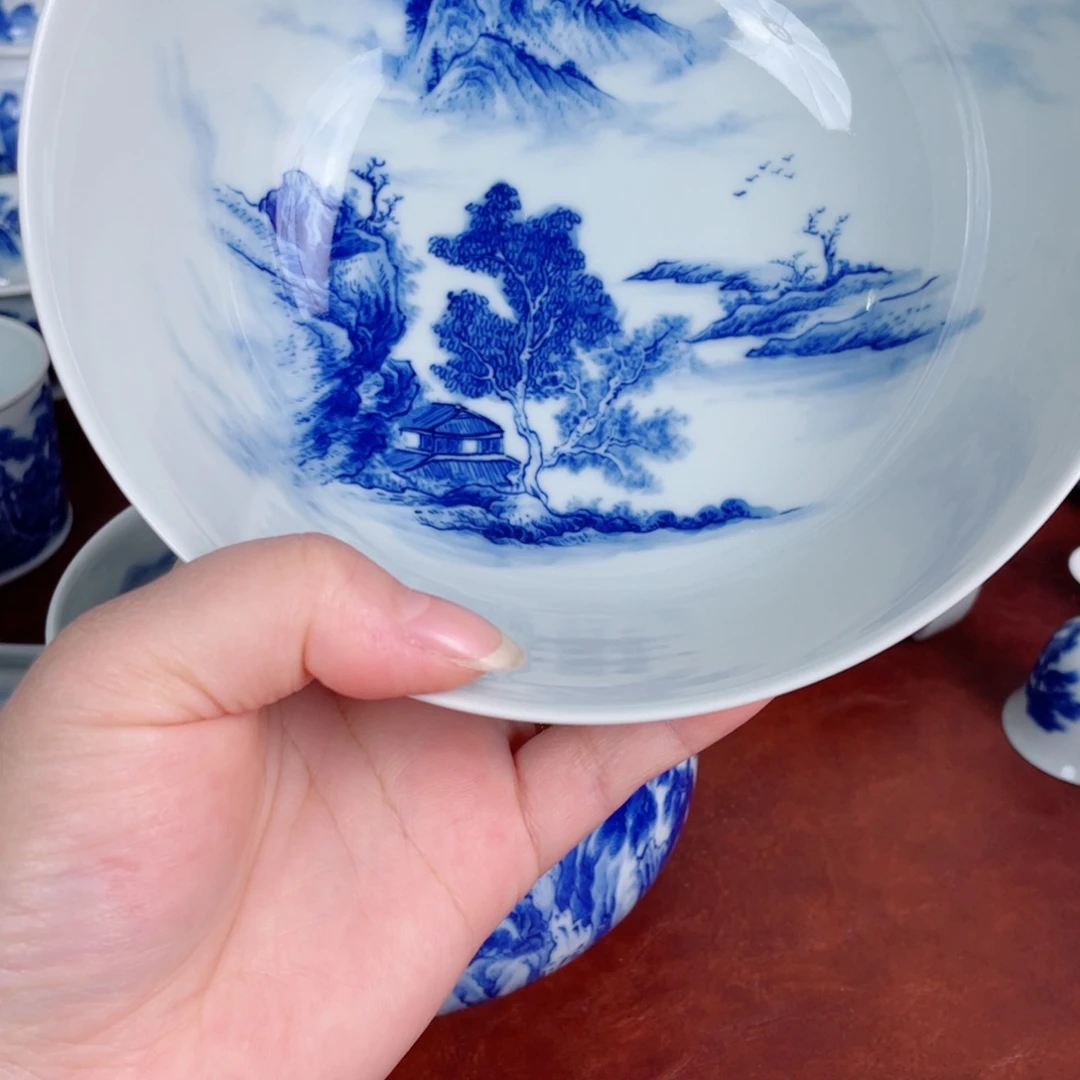 出***心陶手工手绘青花，青花