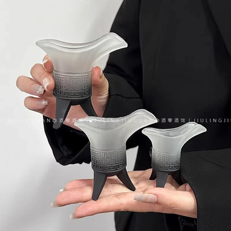 磨砂渐变帝王搞怪创意仿古爵杯家用复古秦始皇茶杯古代三足杯子yw