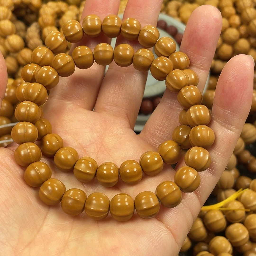 核桃全品小鲨鱼。