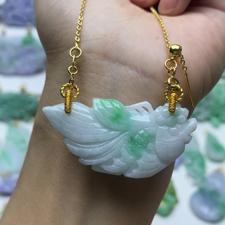 翡翠未镶嵌颈饰翡翠