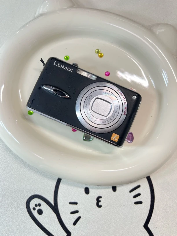 9新 Panasonic/松下 FX01 清柔冷白 600w3x 二手no退换