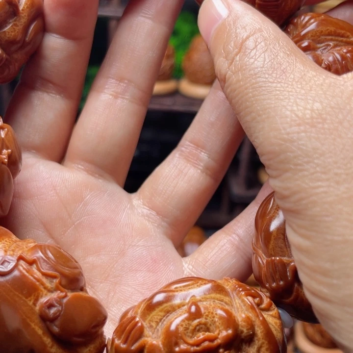 橄榄核手串/手链横财3.3左右手持