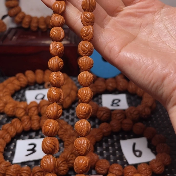 桃核吊坠龙纹桃核