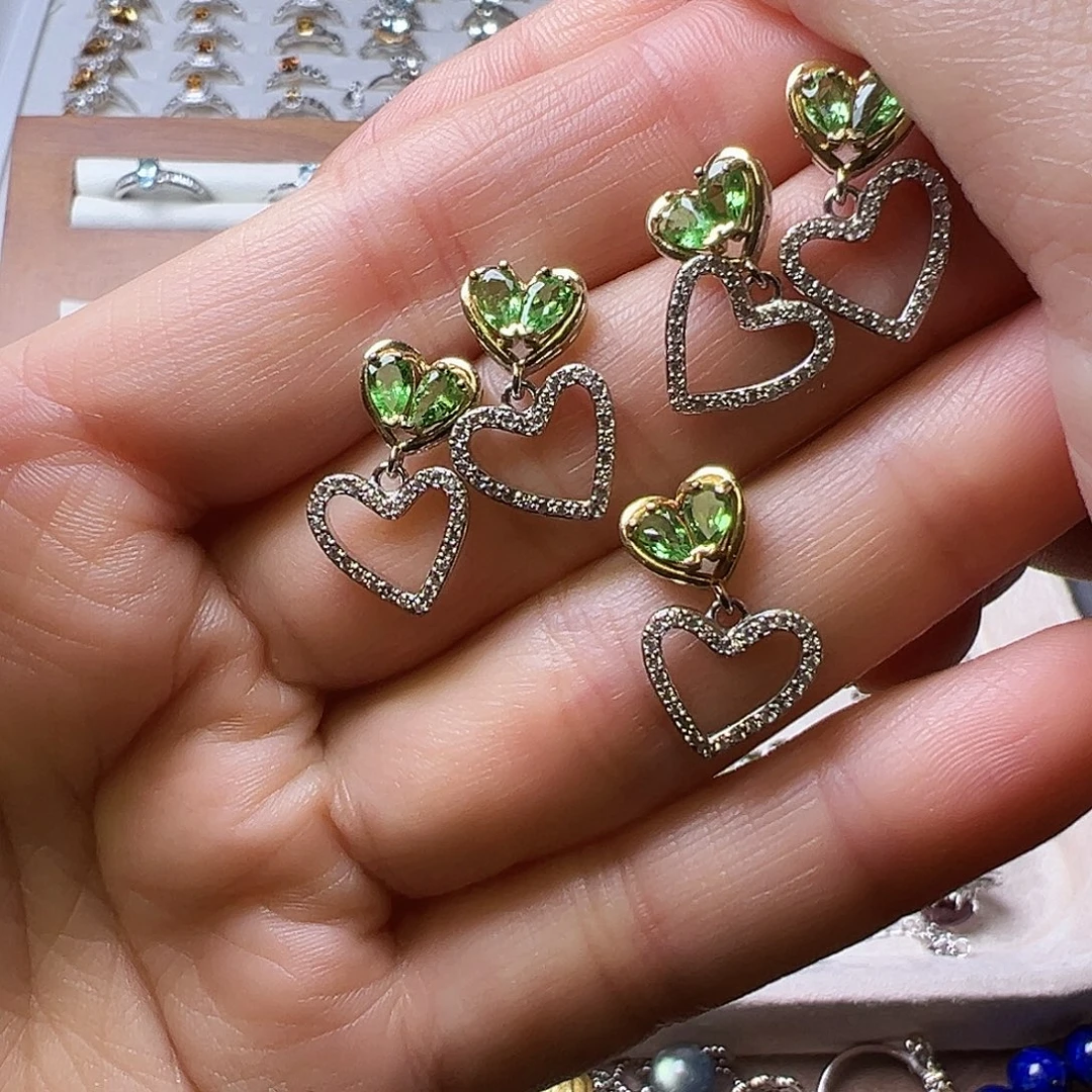 银S925镶嵌石榴石（沙弗莱）耳饰