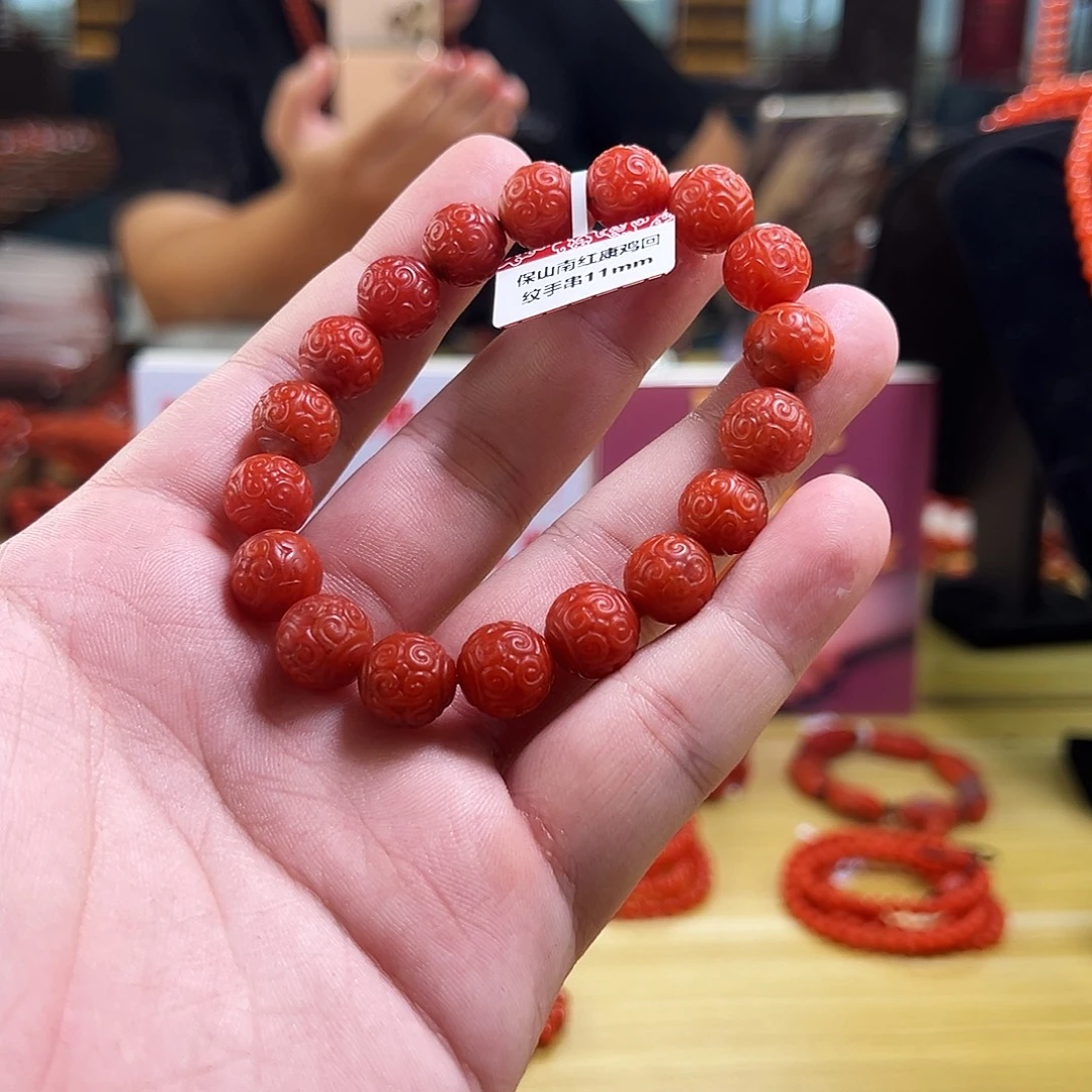 南红玛瑙未镶嵌手链