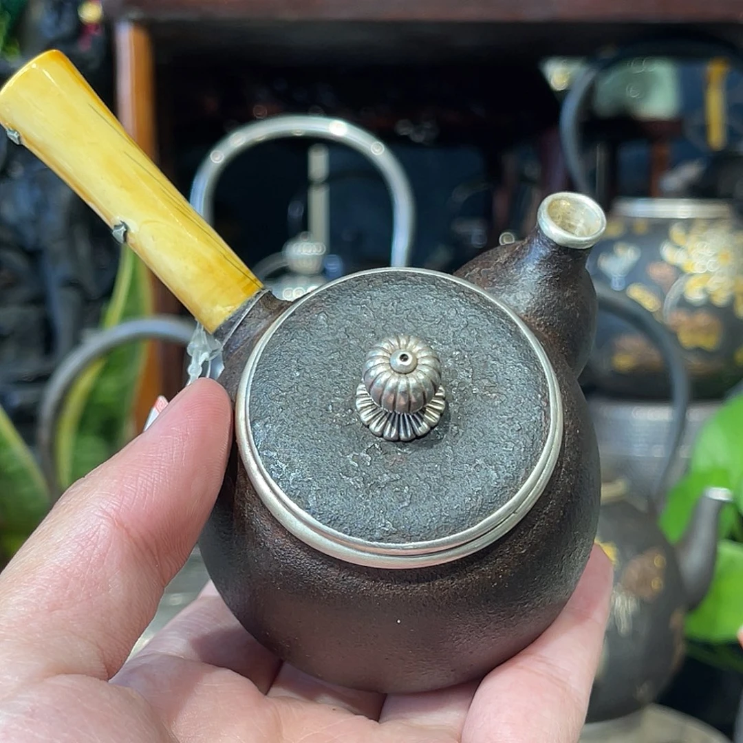 纯银名家作品铁包银侧把银壶