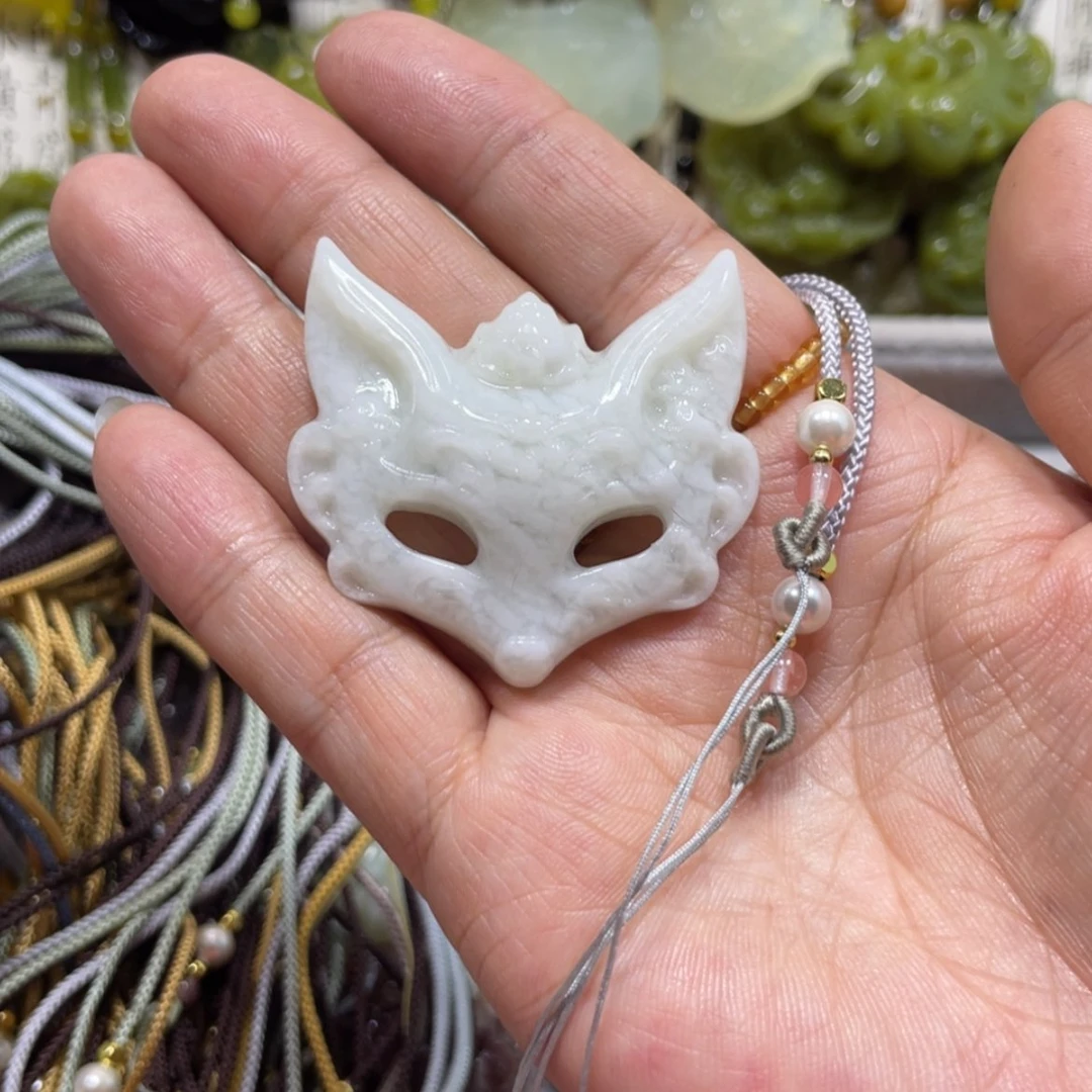 【闪购商品】岫玉颈饰未镶嵌40吊坠