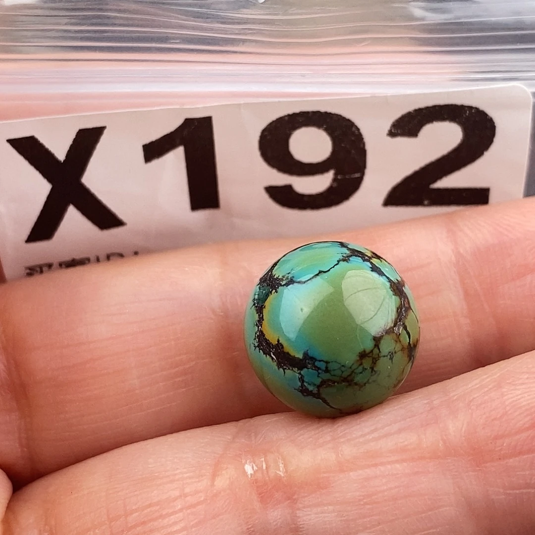 绿松石未镶嵌原矿