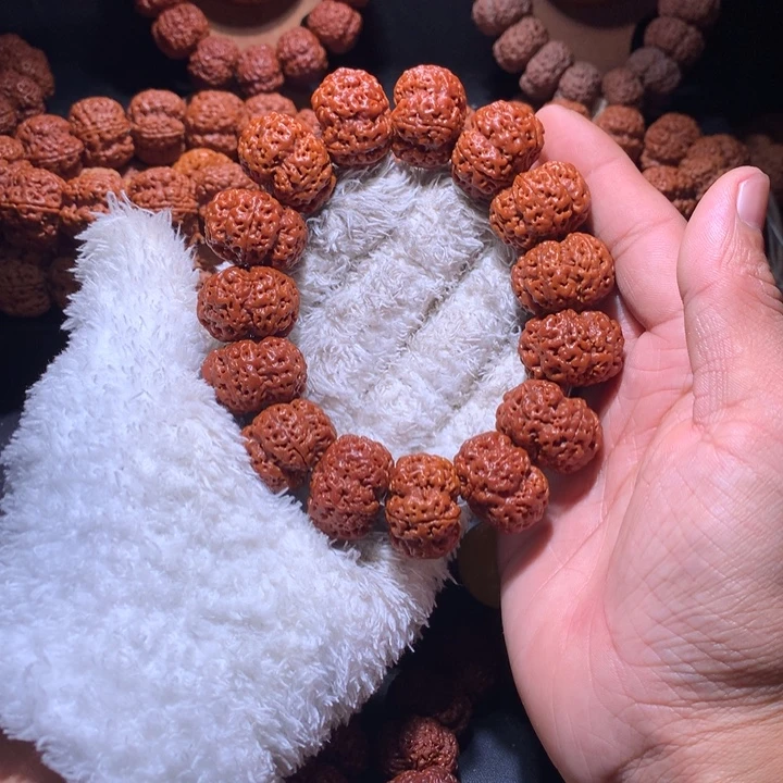 金刚菩提吊坠25尺夹板自玩款1个月