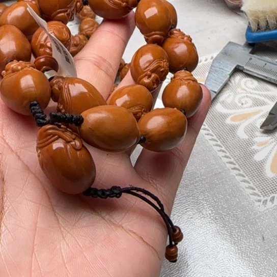 手串橄榄核橄榄雕工艺