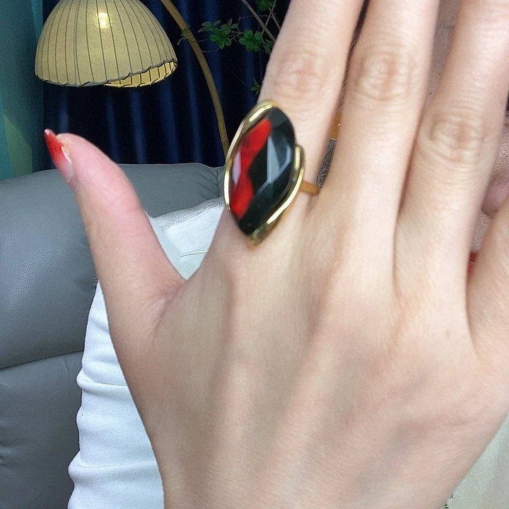 琥珀戒指银S925镶嵌鱼**外戒指