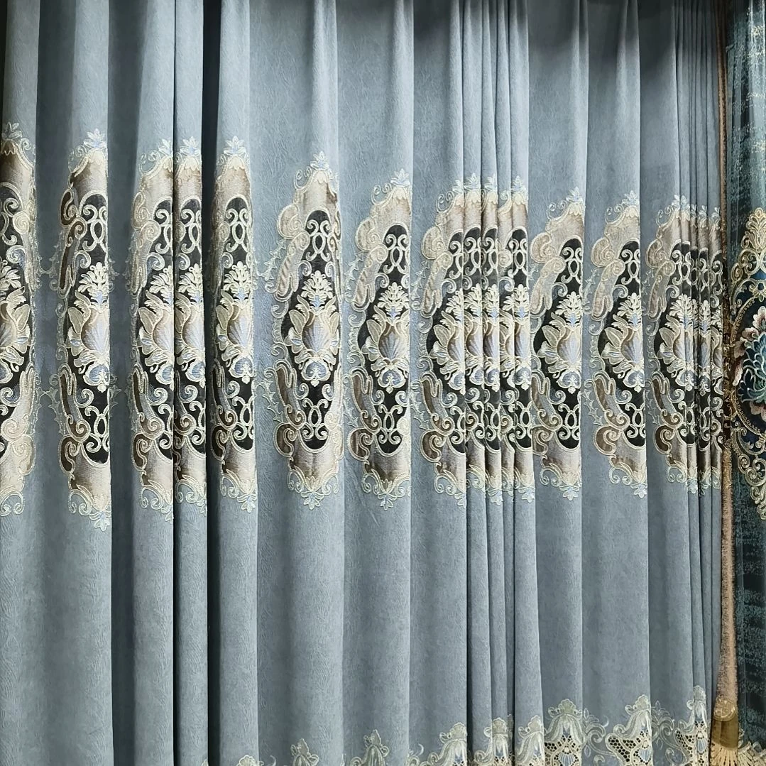 7米对开，高度2.5。