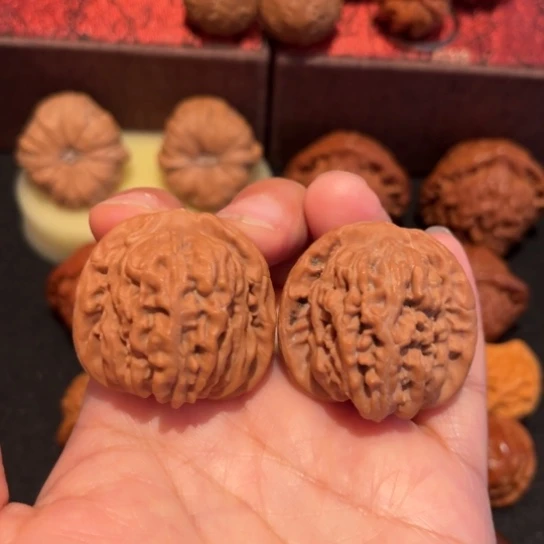 文玩核桃吊坠四座楼