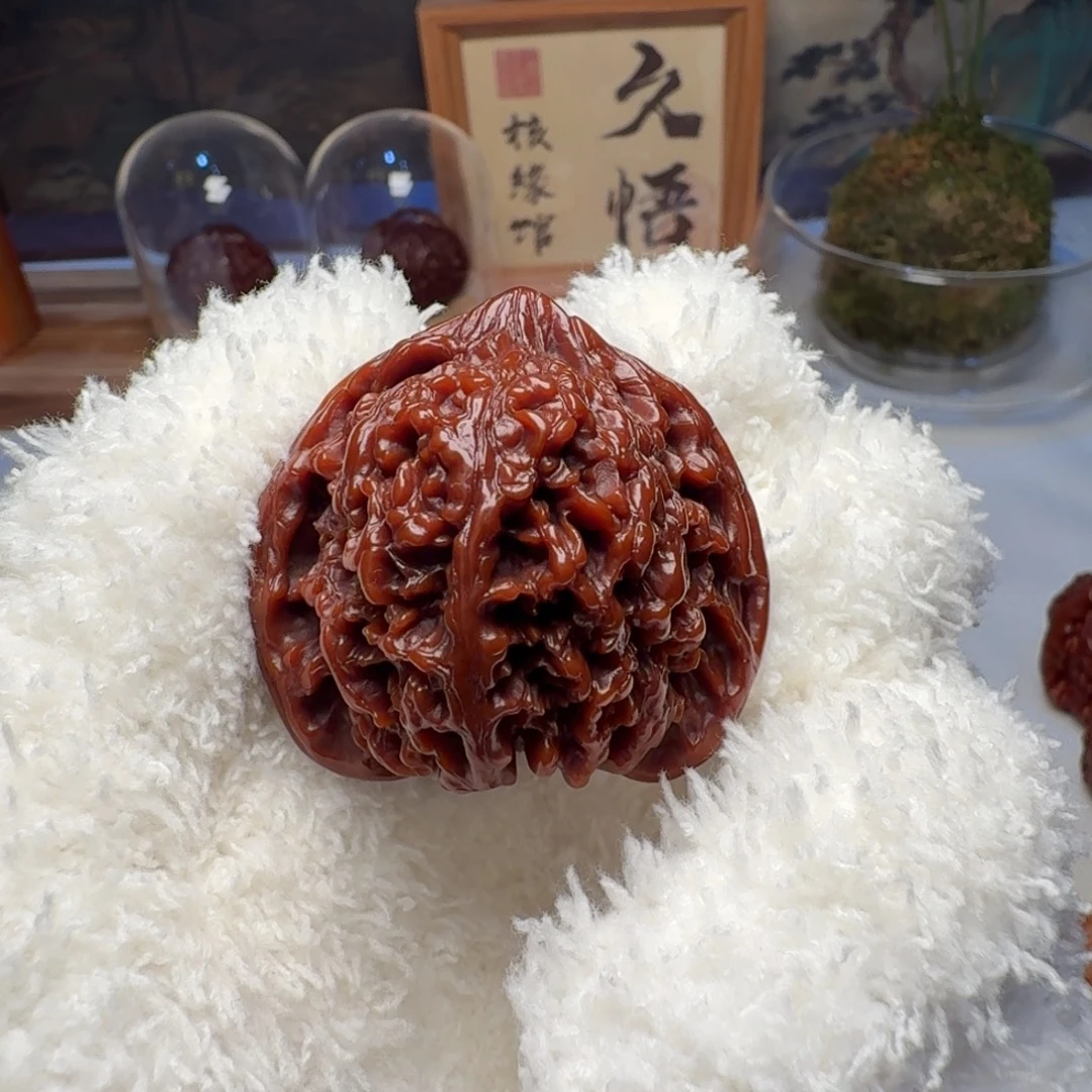 R***r文玩核桃吊坠44满天星