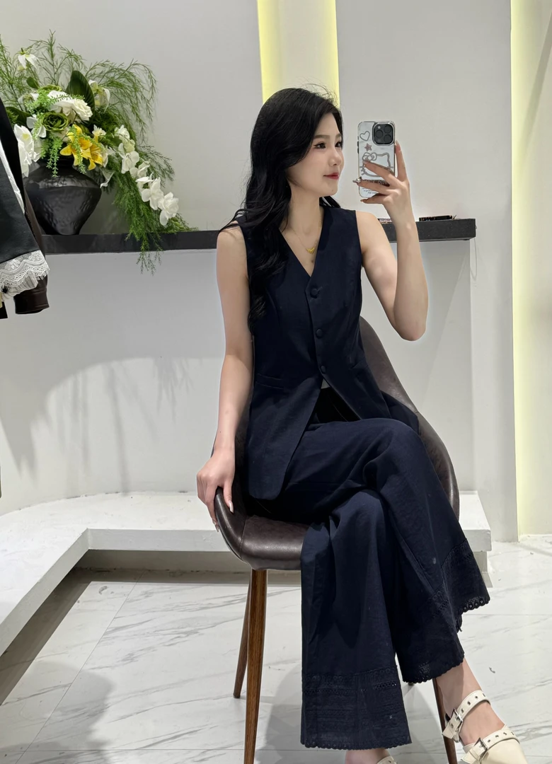 【YI家服饰】夏季简约高级感v领马甲+垂感百搭通勤阔腿裤套装1035