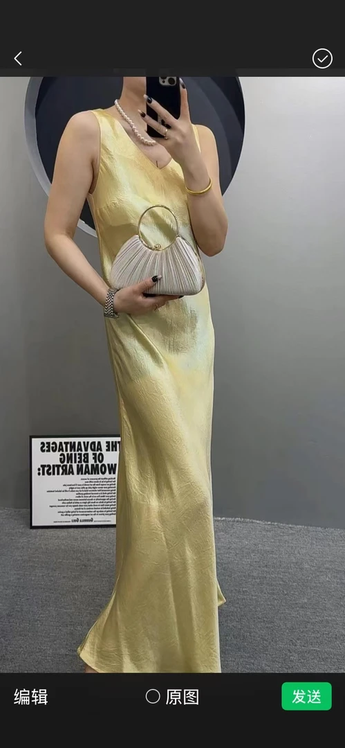 春季纯色V领醋酸缎面温柔优雅气质连衣裙